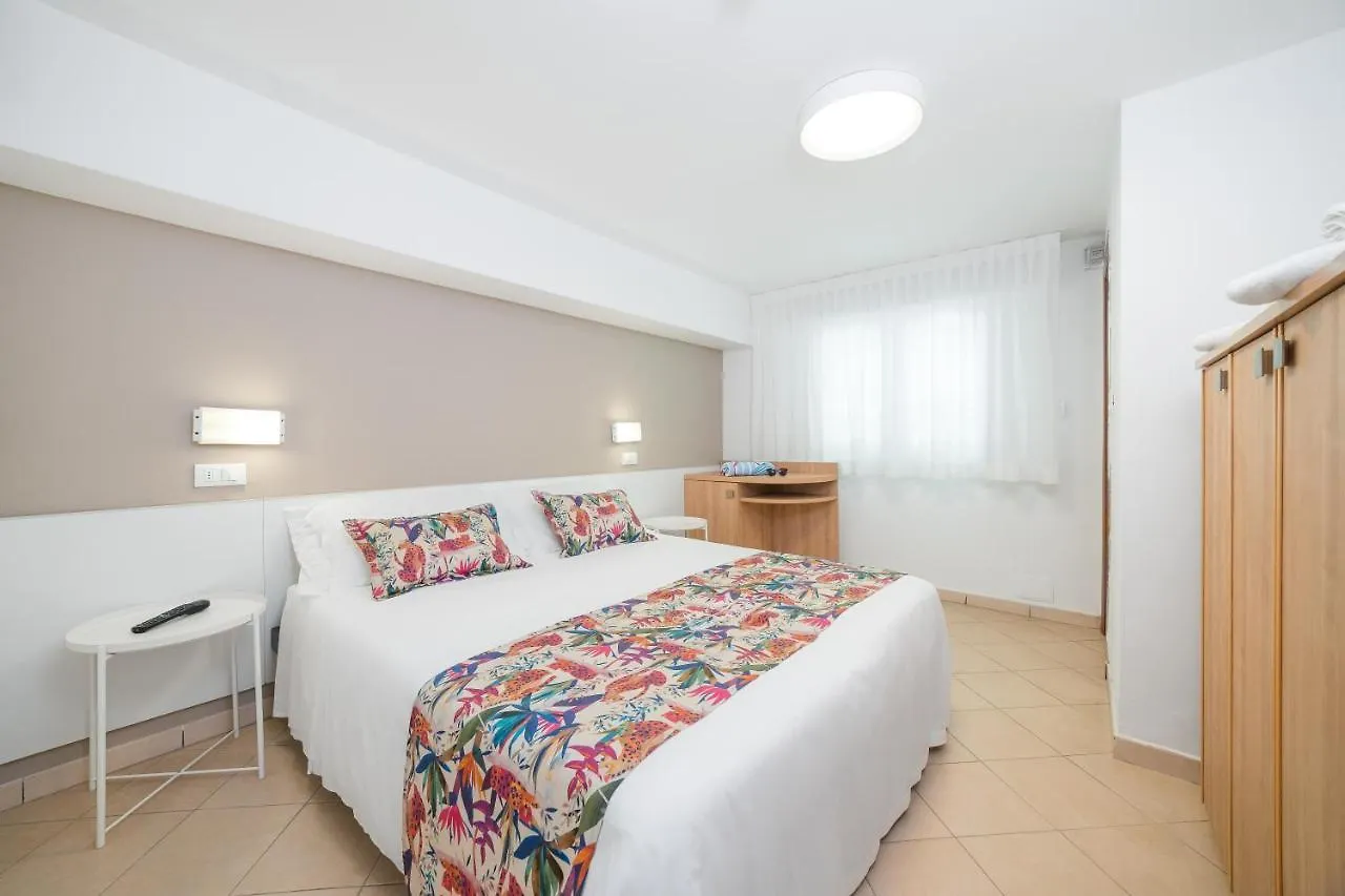 Apartment Appartamenti Smart A 30M Da Viale Dante E 100M Dal Mare Riccione