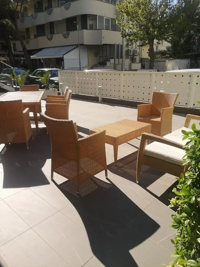Apartment Appartamenti Smart A 30M Da Viale Dante E 100M Dal Mare Riccione